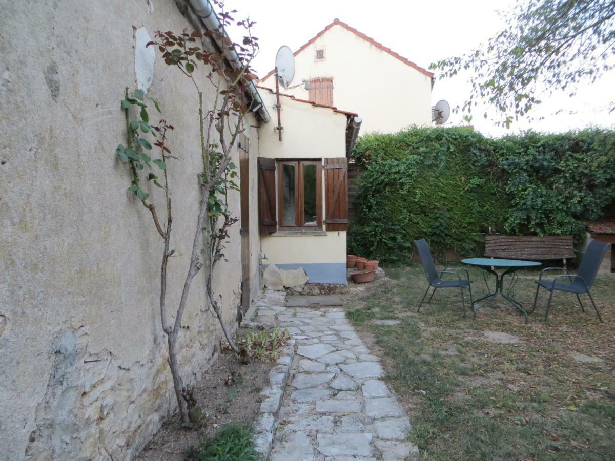 Charmante maison prés de Vézelay Voutenay-sur-Cure Esterno foto